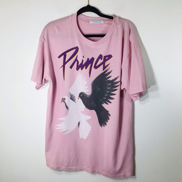 DayDreamer XS Prince 1989 Concert Tshirt Concert Graphic Tshirt Pink